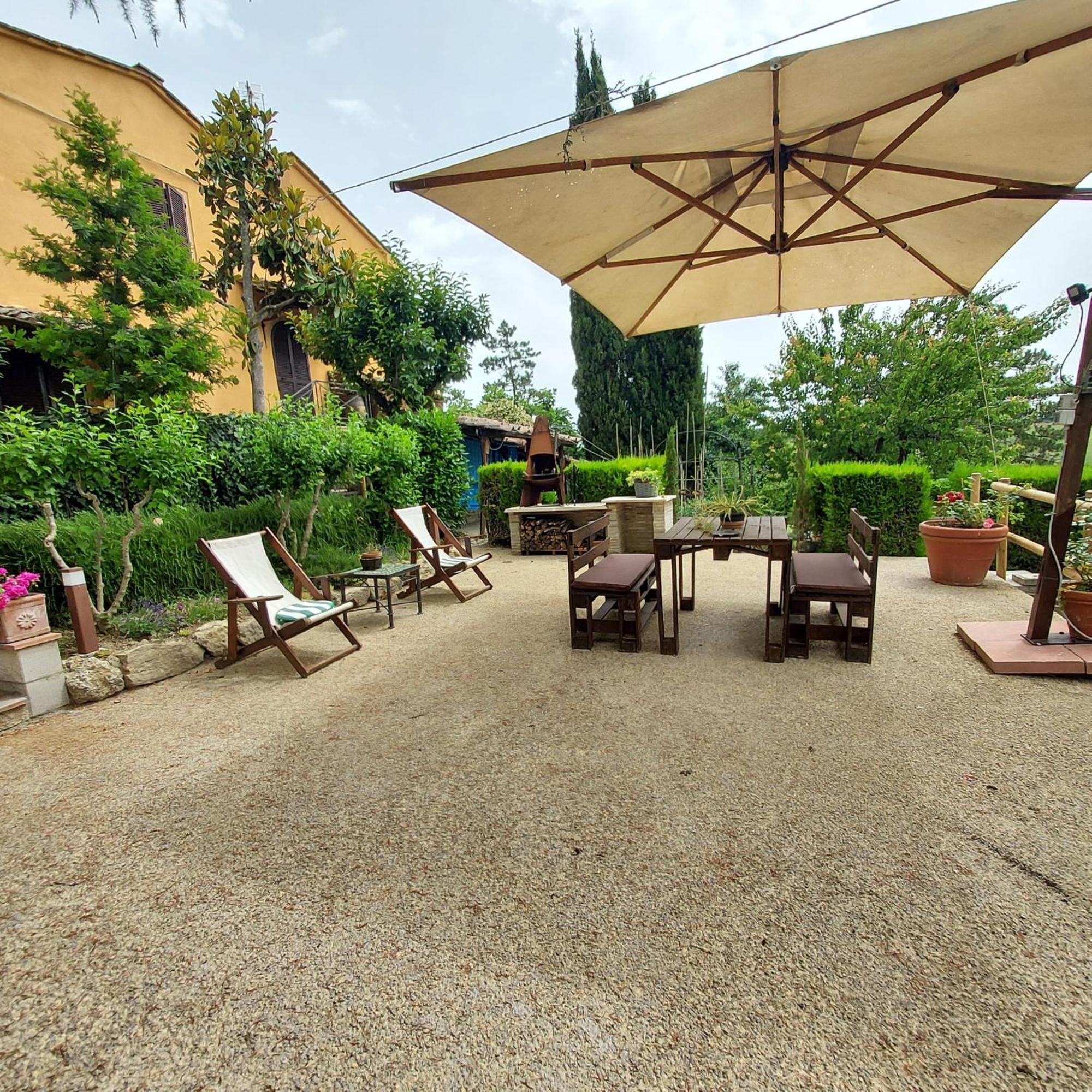 Agriturismo Il Colle Siena Eksteriør bilde